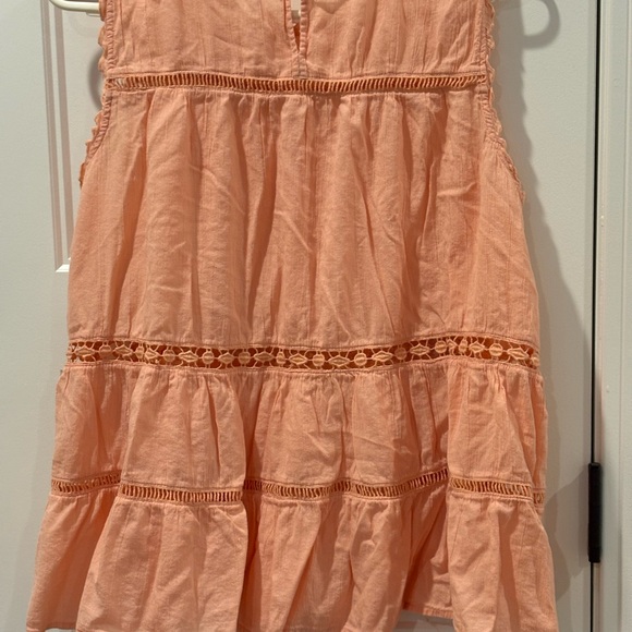 LOFT Peach Sleeveless Blouse - Picture 2 of 4